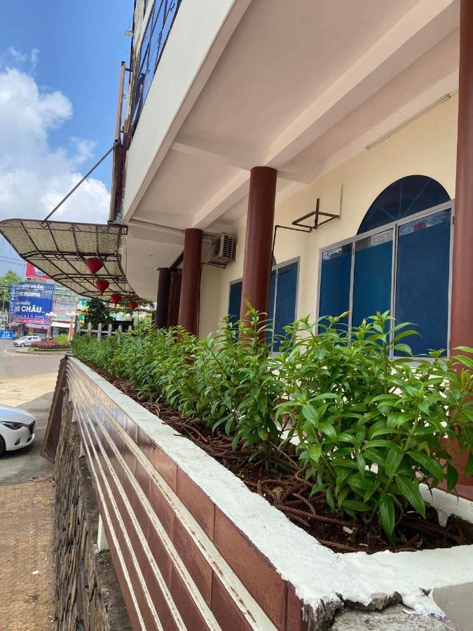 Hung Vuong Hotel เปลกู ภายนอก รูปภาพ